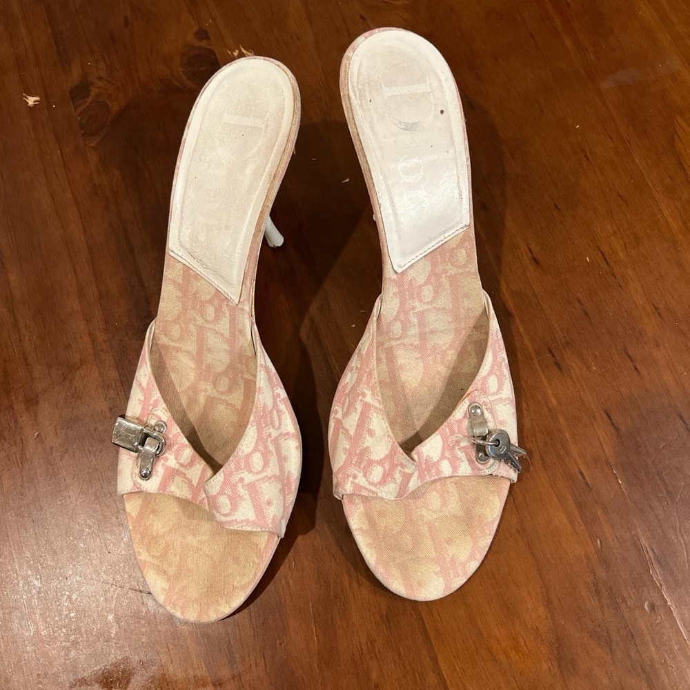 Elegant Pink Women's Slide Sandals